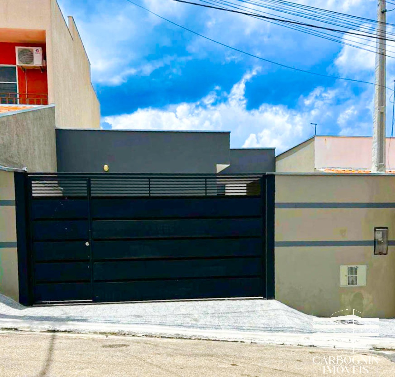 Casa a Venda No Jardim Panorama em Caçapava