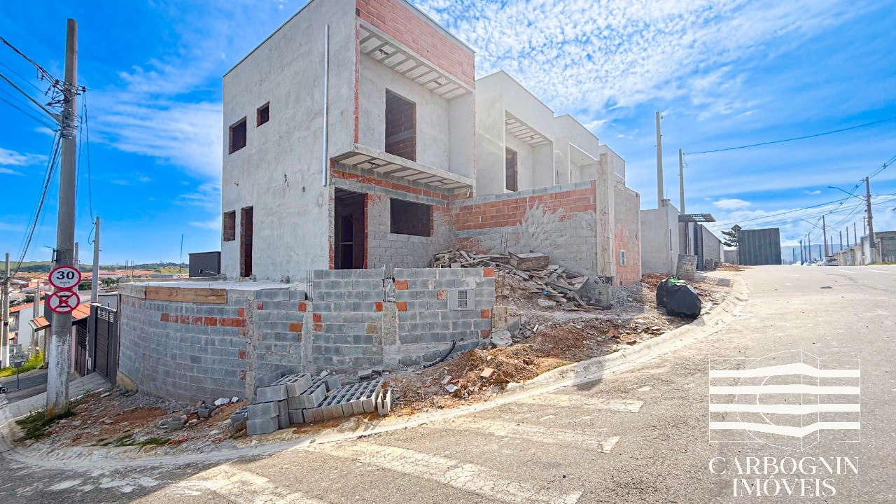 Sobrado a Venda No Residencial Jequitibá em Caçapava