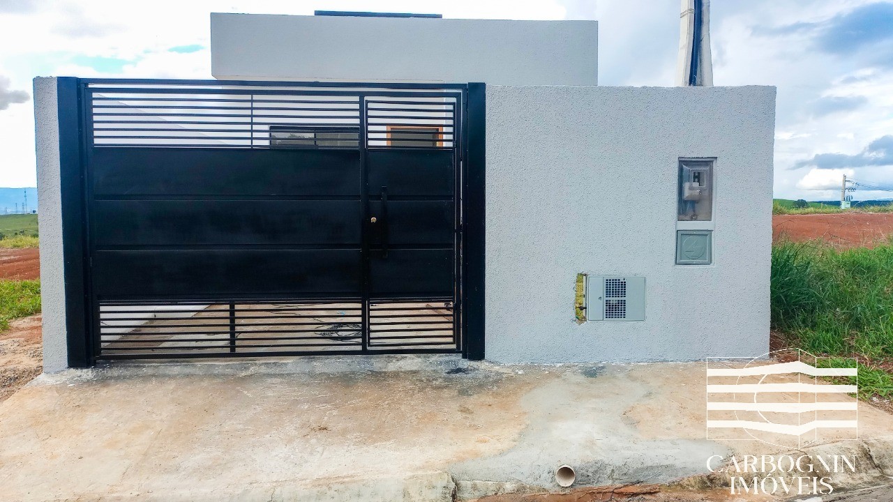 Casa a Venda No Portal do Lago em Caçapava