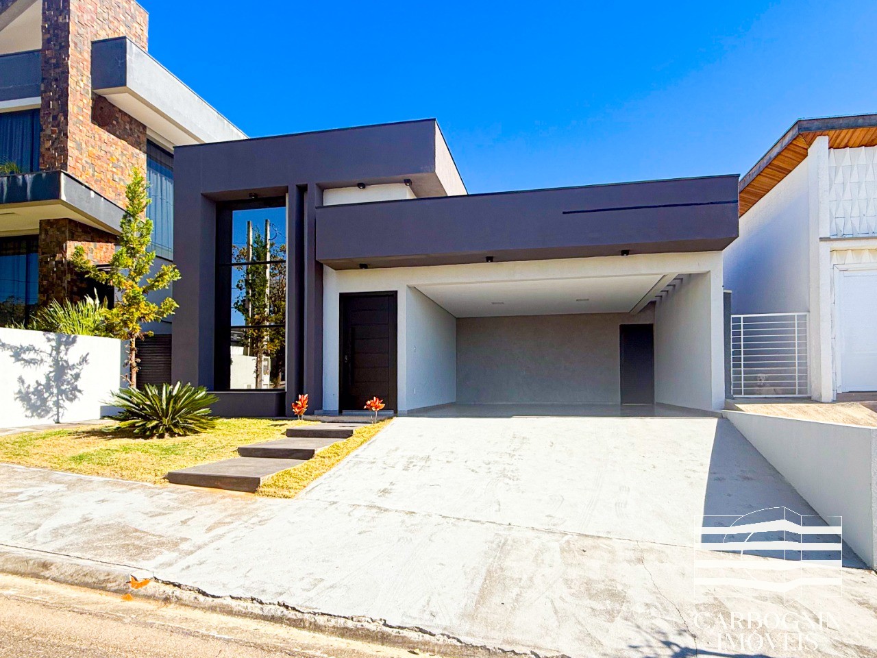 Casa em Condomínio a Venda No Terras do Vale em Caçapava
