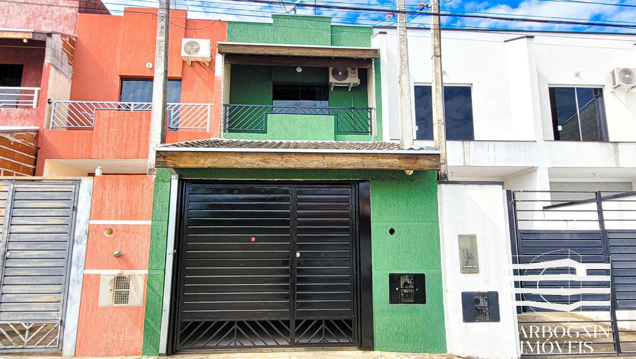 Sobrado a Venda No Residencial Esperança em Caçapava