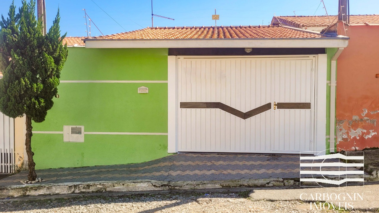 Casa a Venda No Jardim Panorama em Caçapava
