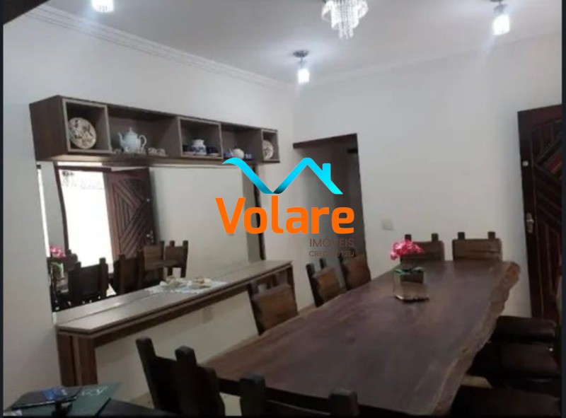 Casa, 4 quartos, 220 m² - Foto 1