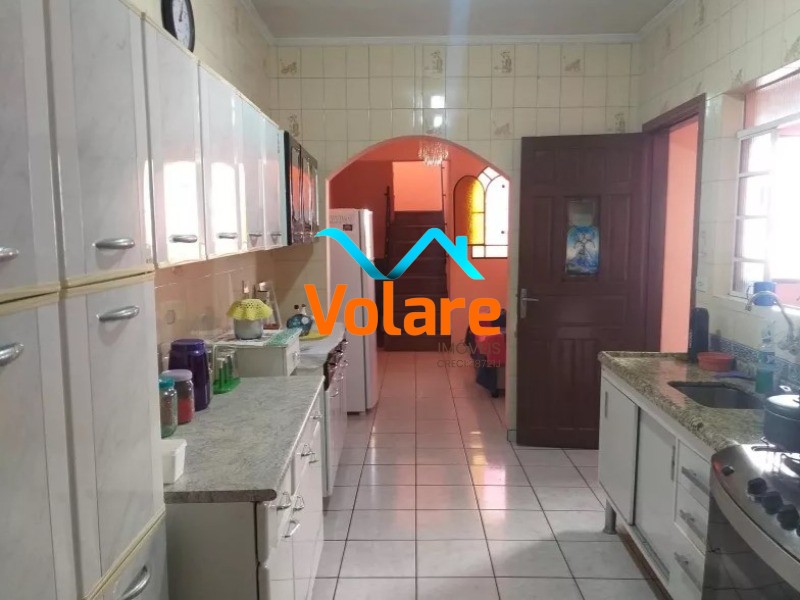 Casa, 3 quartos, 229 m² - Foto 4