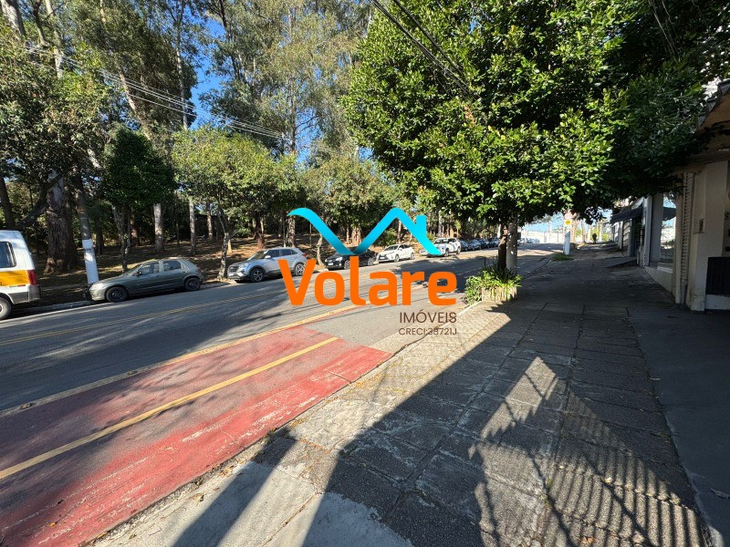 Casa, 4 quartos, 220 m² - Foto 3