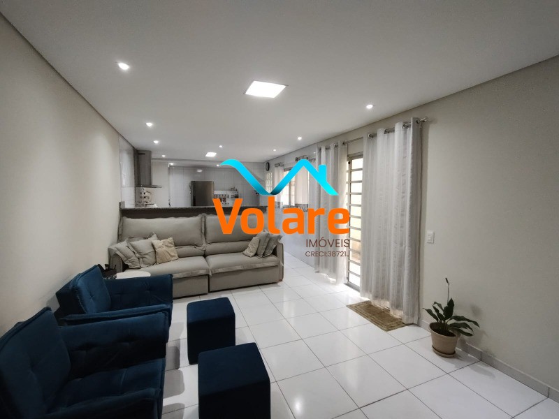 Casa, 3 quartos, 204 m² - Foto 1