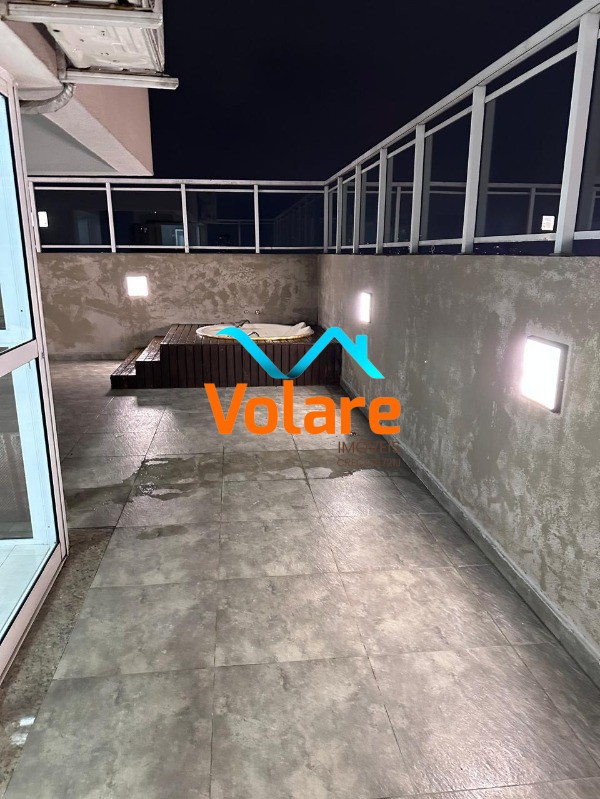 Cobertura, 3 quartos, 186 m² - Foto 2