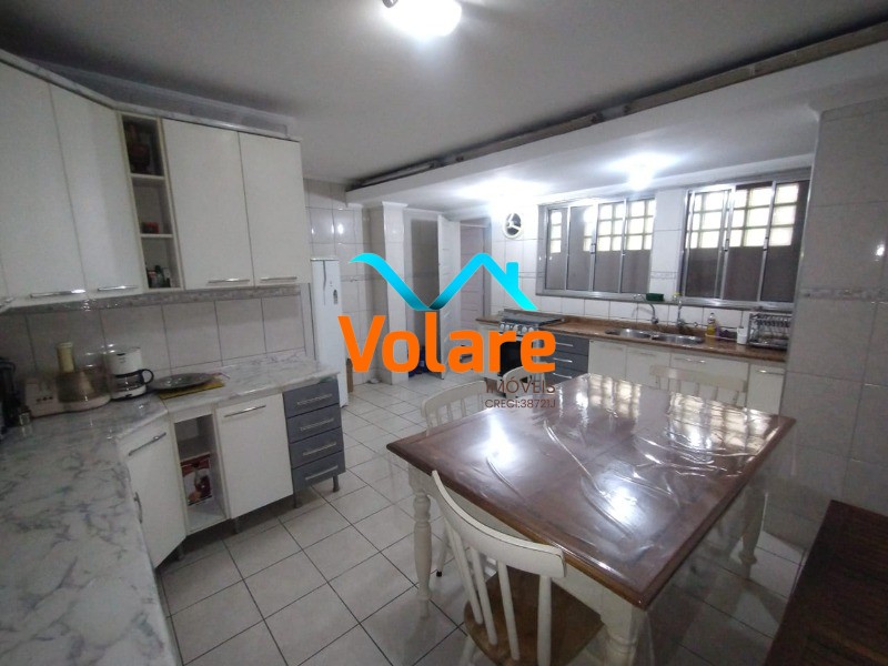 Casa, 3 quartos, 141 m² - Foto 1