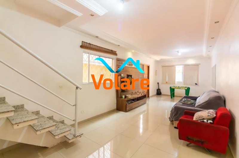 Casa, 4 quartos, 240 m² - Foto 1