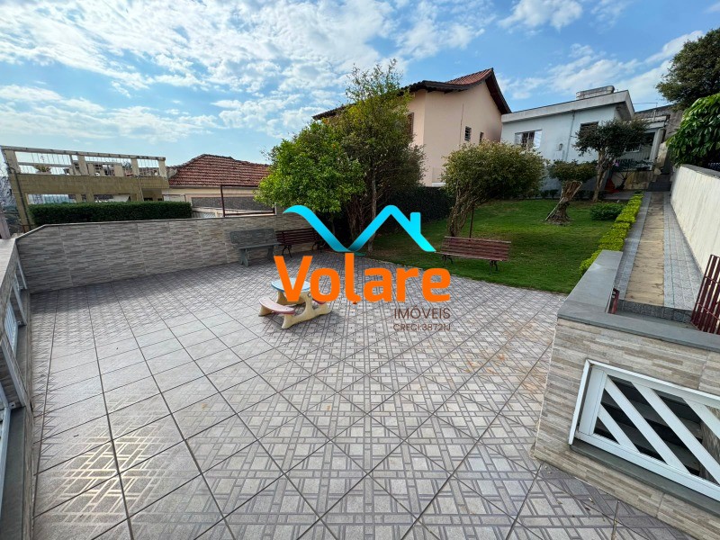 Casa, 3 quartos, 347 m² - Foto 1