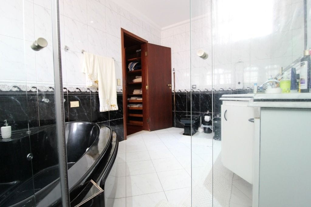 Casa, 4 quartos, 354 m² - Foto 48