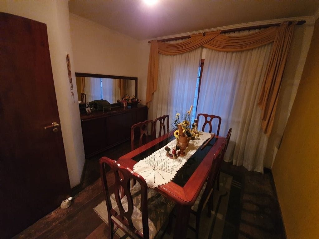 Casa, 3 quartos, 247 m² - Foto 4