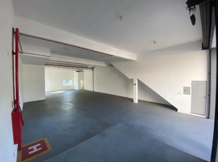 Depósito-Galpão, 200 m² - Foto 1