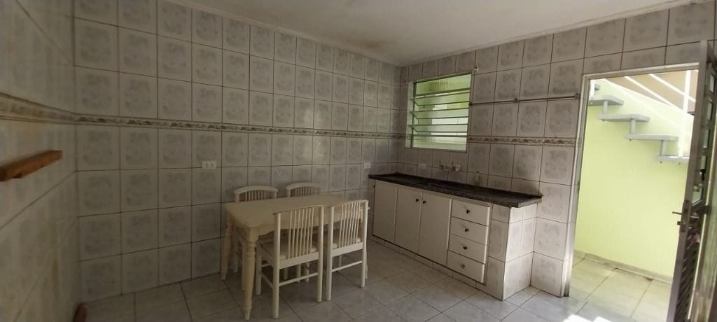 Casa, 3 quartos, 212 m² - Foto 1