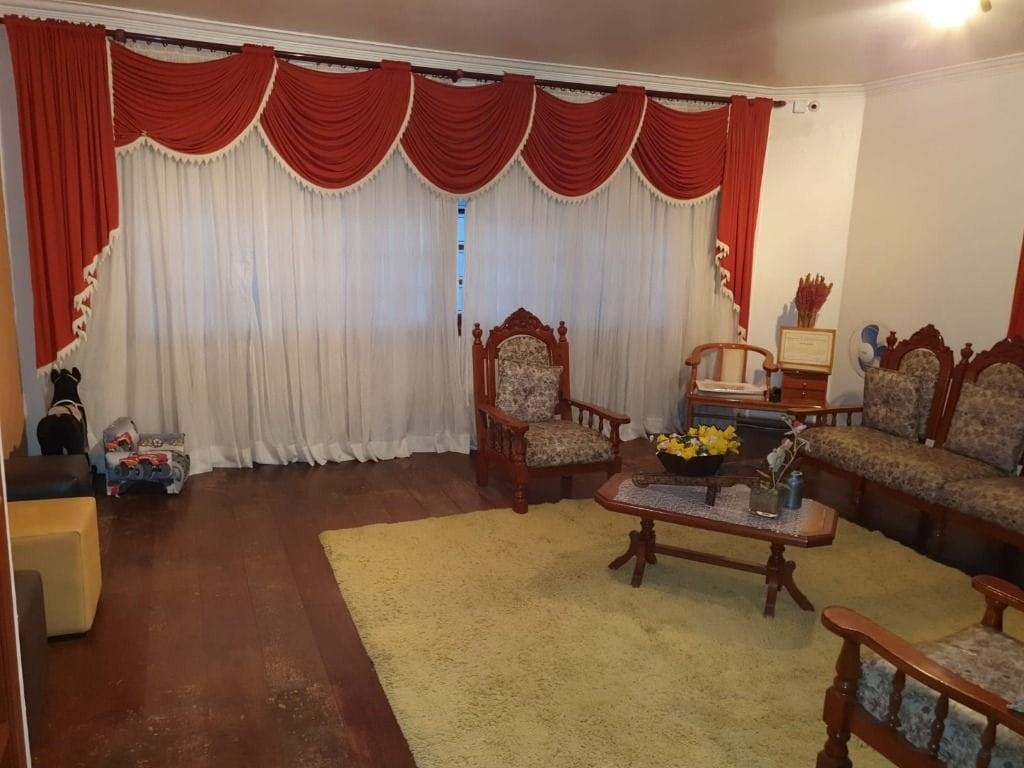 Casa, 3 quartos, 247 m² - Foto 3