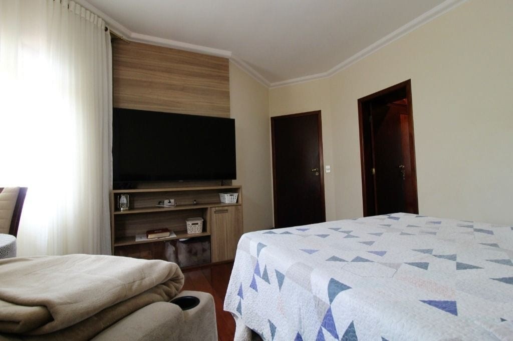 Casa, 4 quartos, 354 m² - Foto 38