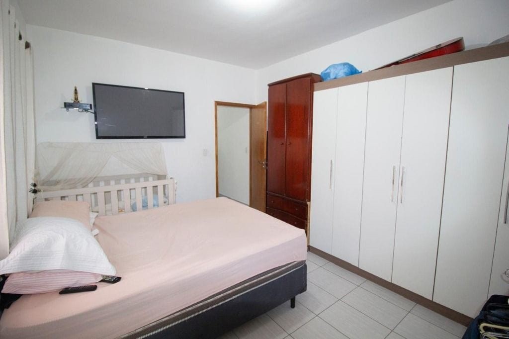 Casa, 3 quartos, 161 m² - Foto 1