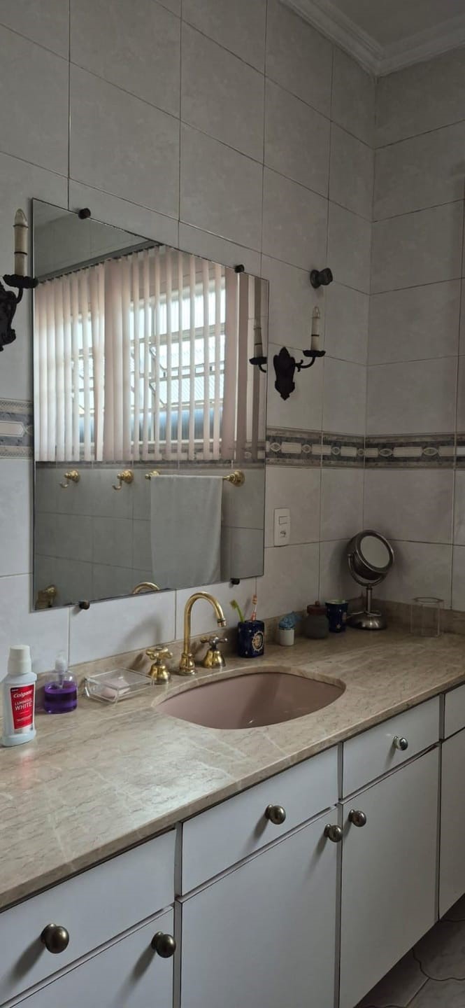 Casa, 3 quartos, 303 m² - Foto 1