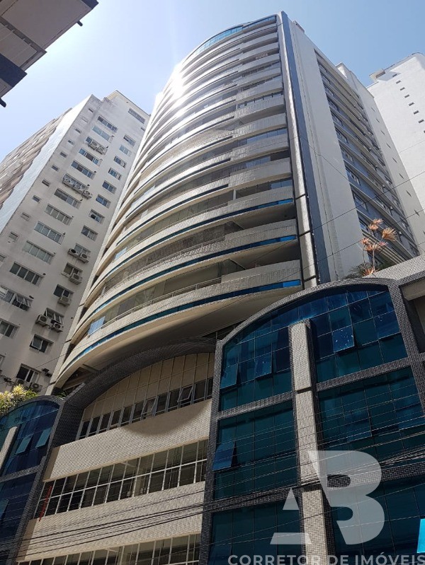 Apartamento, 3 quartos, 348 m² - Foto 2