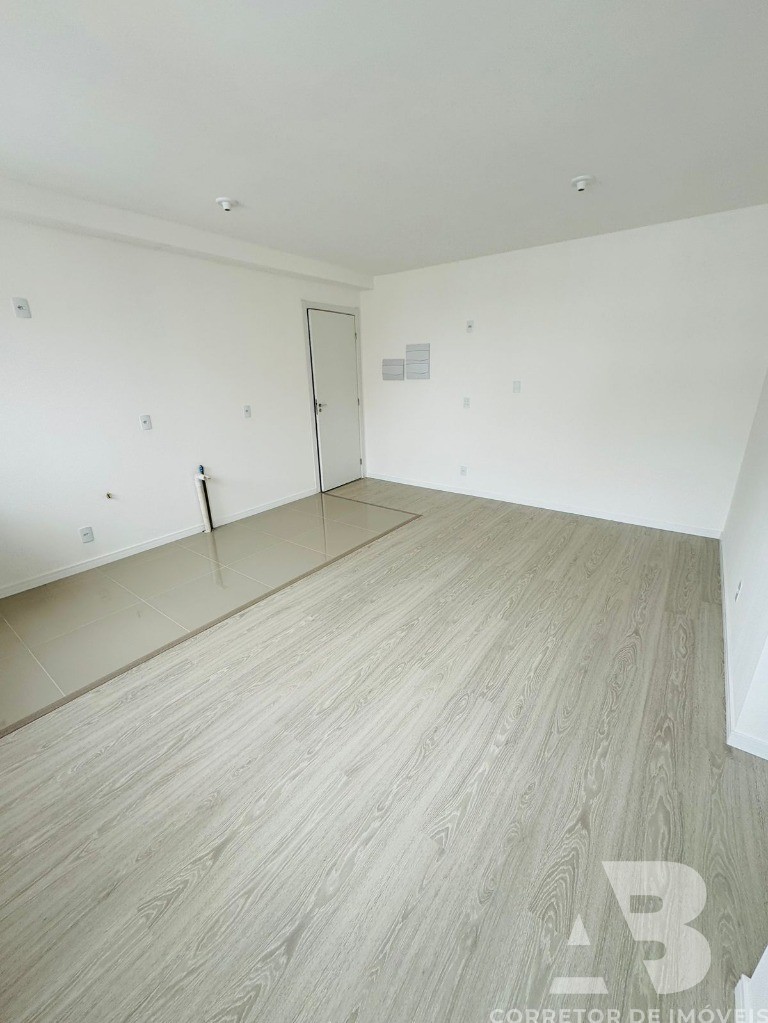 Apartamento à venda com 2 quartos, 58m² - Foto 3