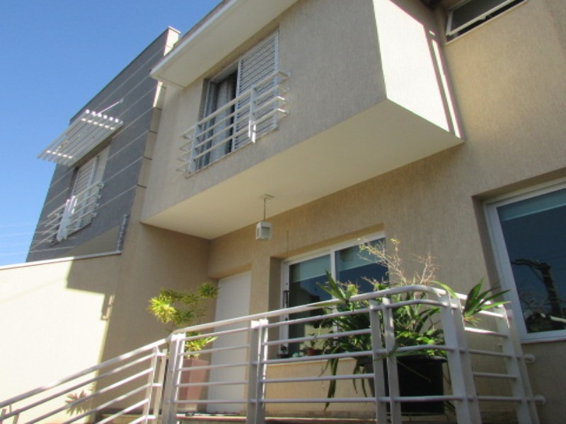 Sobrado, 4 quartos, 225 m² - Foto 1