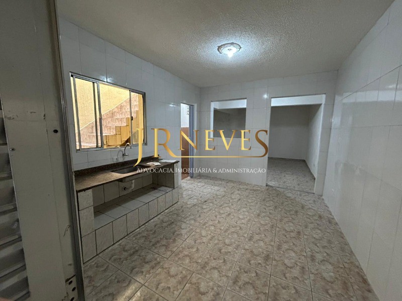 Casa, 5 quartos, 200 m² - Foto 3