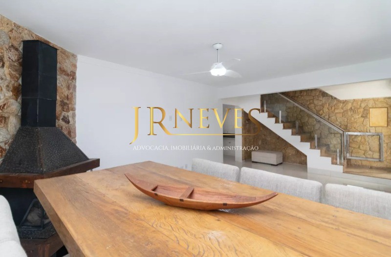 Casa, 2 quartos, 180 m² - Foto 1