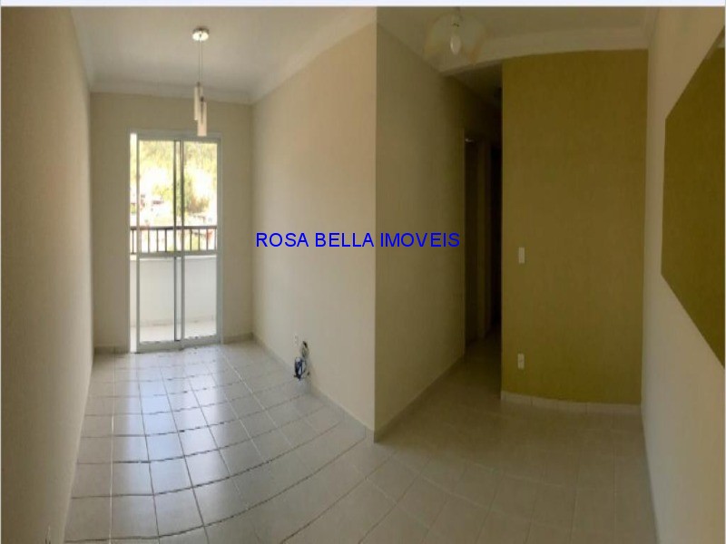 APARTAMENTO COM SUÍTE E CLOSET