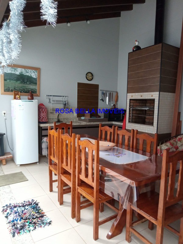 CASA EM CONDOMINIO - ILHA DAS AGUAS - SALTO - SP