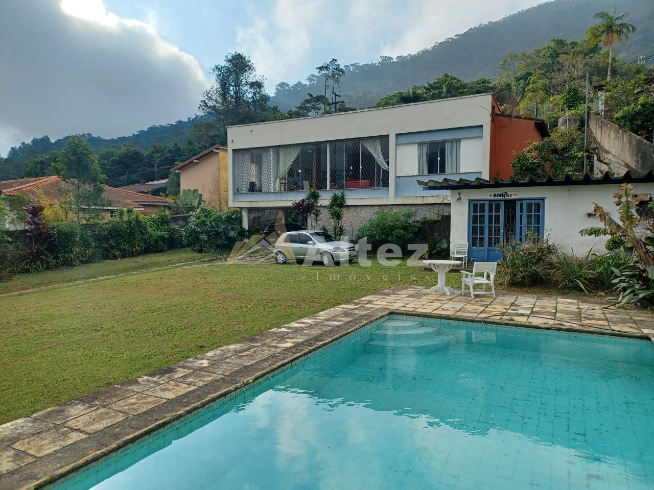 Casa, 4 quartos, 1210 m² - Foto 1