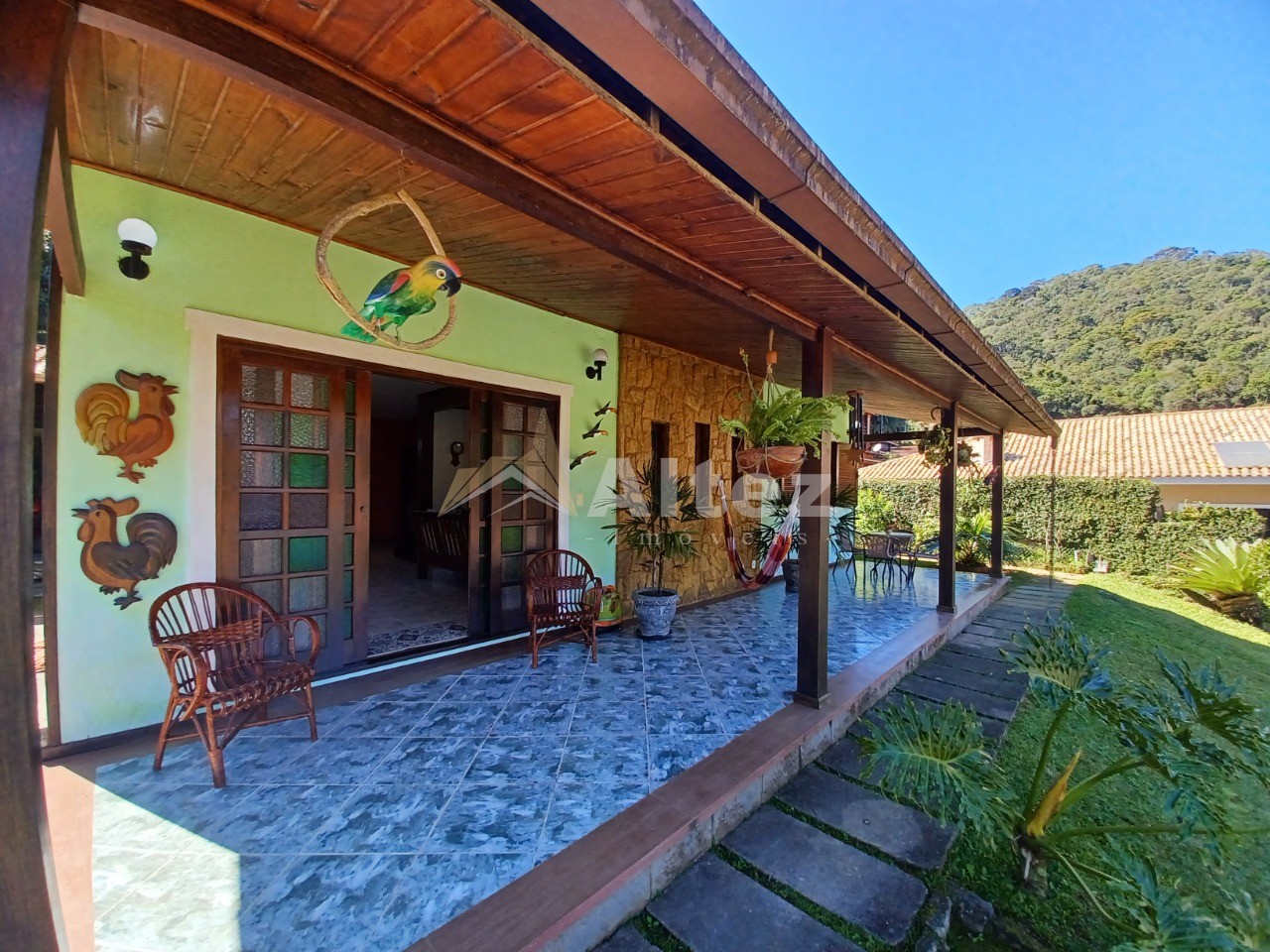 Casa, 5 quartos, 1080 m² - Foto 1