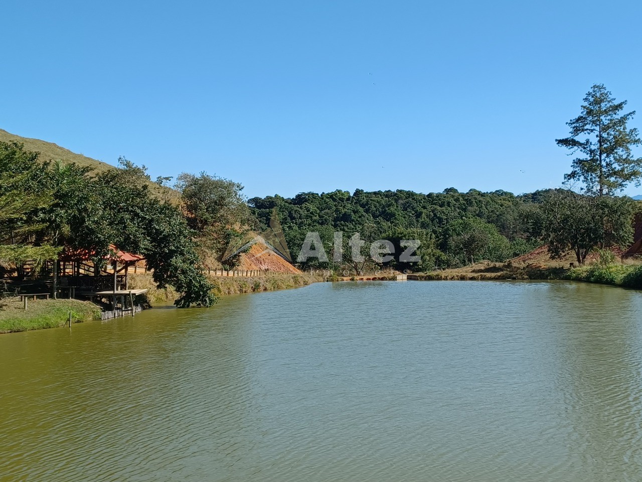 Sítio, 3 quartos, 48 hectares - Foto 18