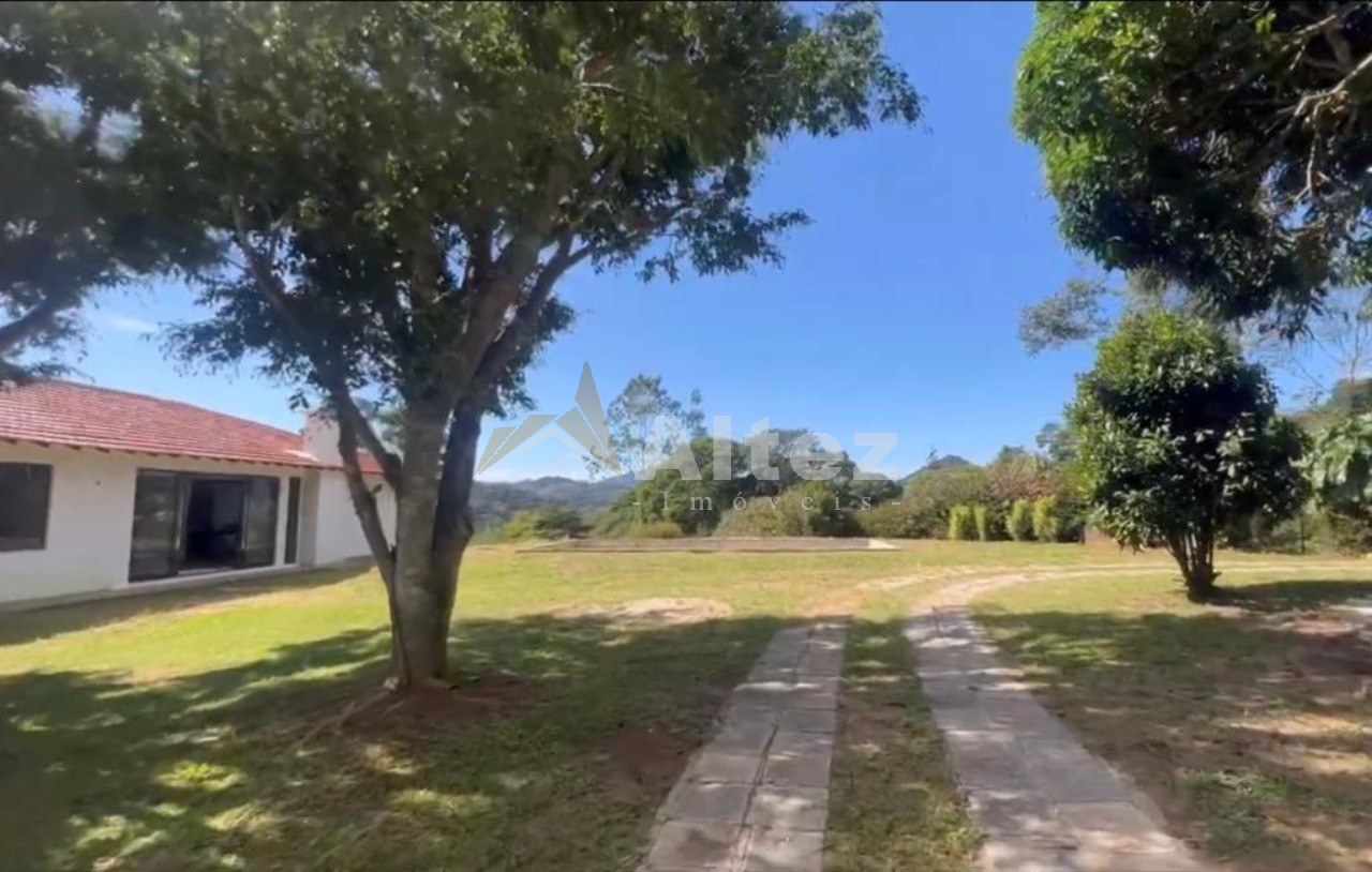 Casa, 4 quartos, 2490 m² - Foto 3