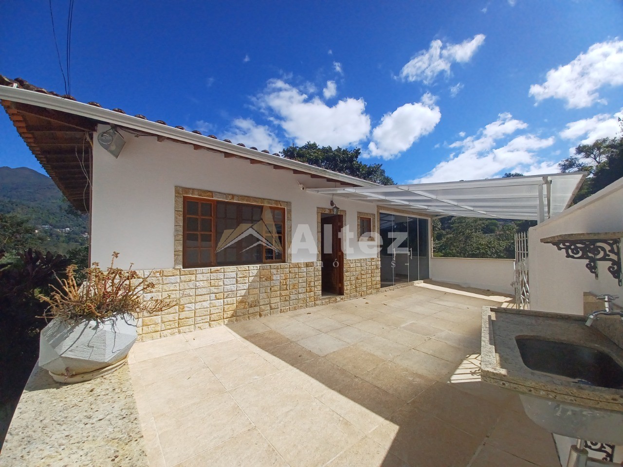 Casa, 4 quartos, 225 m² - Foto 31