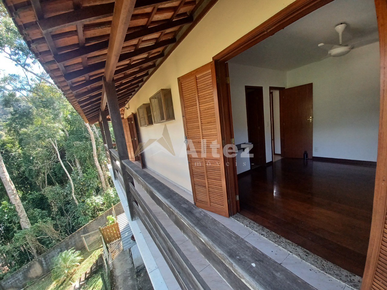 Casa, 4 quartos, 225 m² - Foto 29