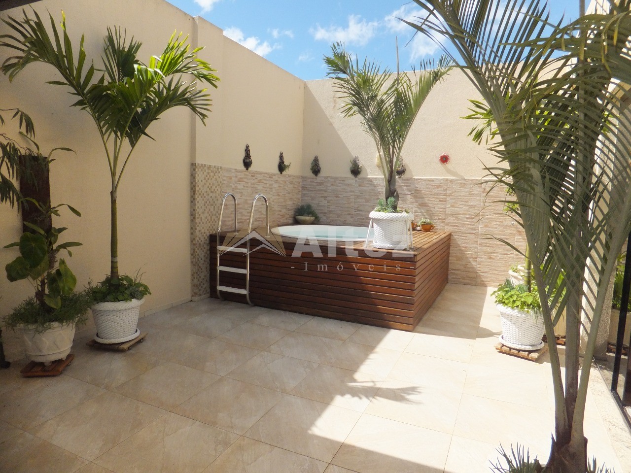 Cobertura, 3 quartos, 225 m² - Foto 2