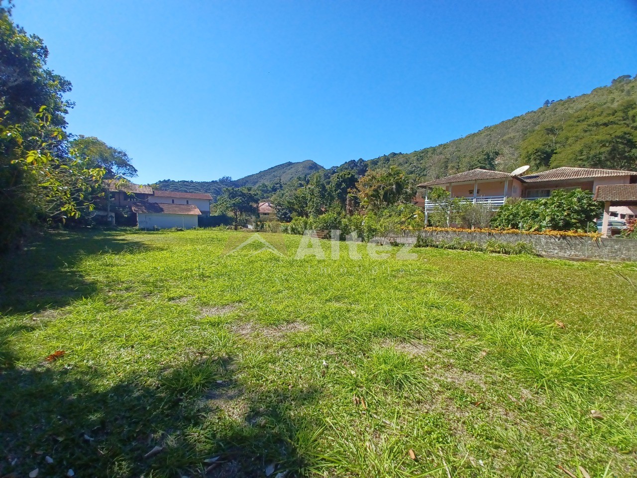 Terreno, 1600 m² - Foto 1