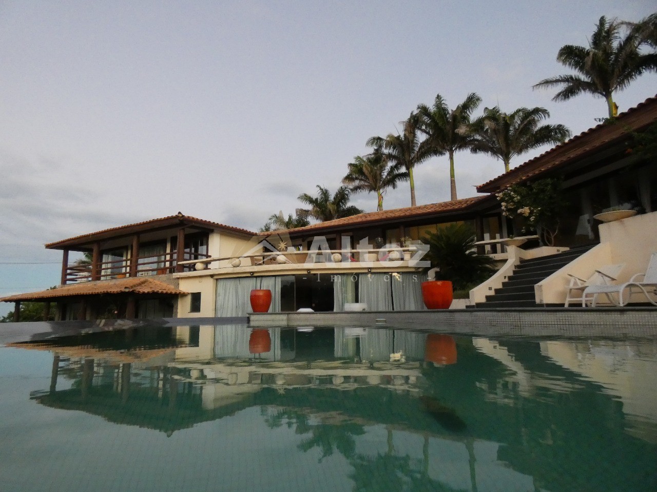 Casa, 6 quartos, 2200 m² - Foto 1