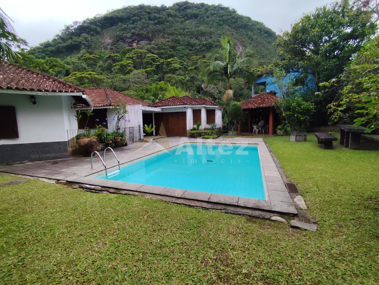 Casa, 5 quartos, 408 m² - Foto 2