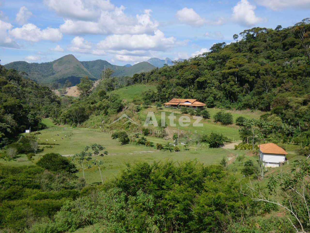 Sítio, 4 quartos, 12 hectares - Foto 16