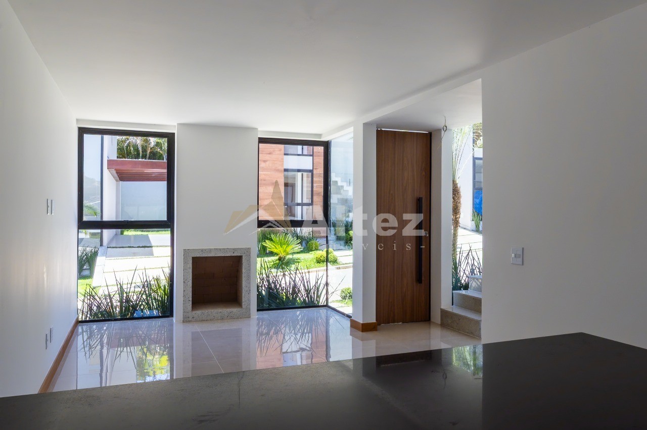 Casa, 4 quartos, 151 m² - Foto 2