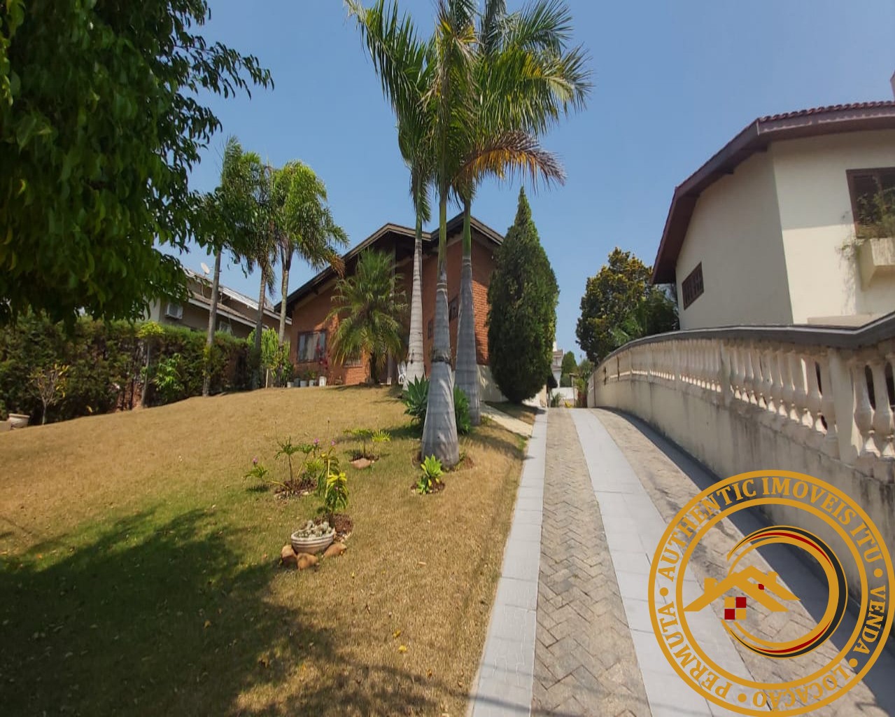 CASA RESIDENCIAL em ITU - SP, BAIRRO CAMPOS DE SANTO ANTÔNIO