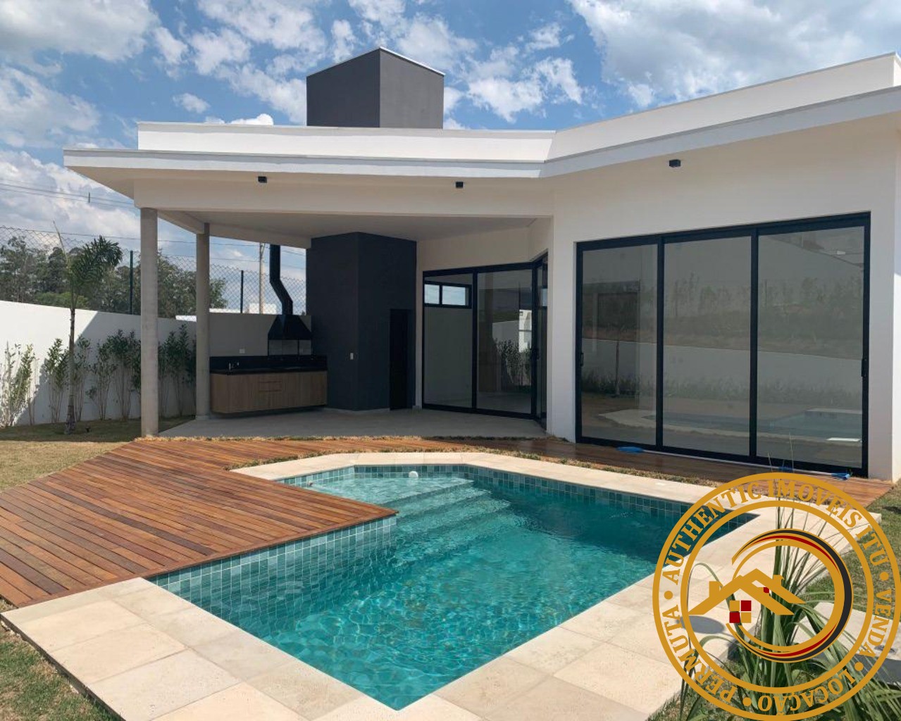 CASA RESIDENCIAL em ITU - SP, PINHEIRINHO