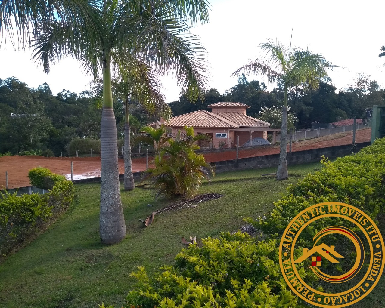 CASA RESIDENCIAL em ITU - SP, CHÁCARAS LEONARDI