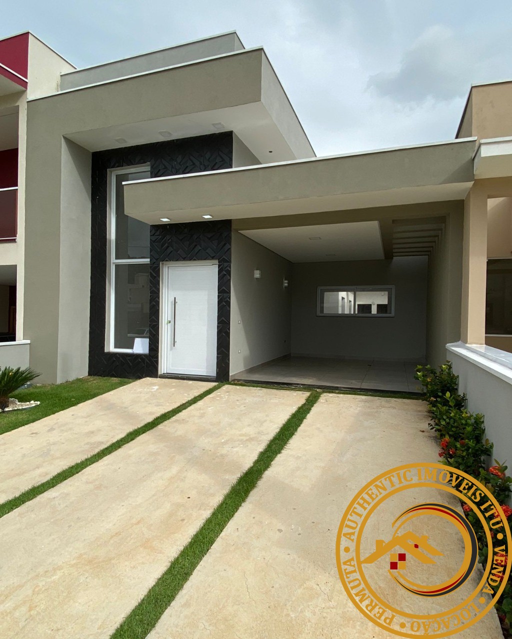 CASA RESIDENCIAL em SALTO - SP, VILLAGE MOUTONNÉE
