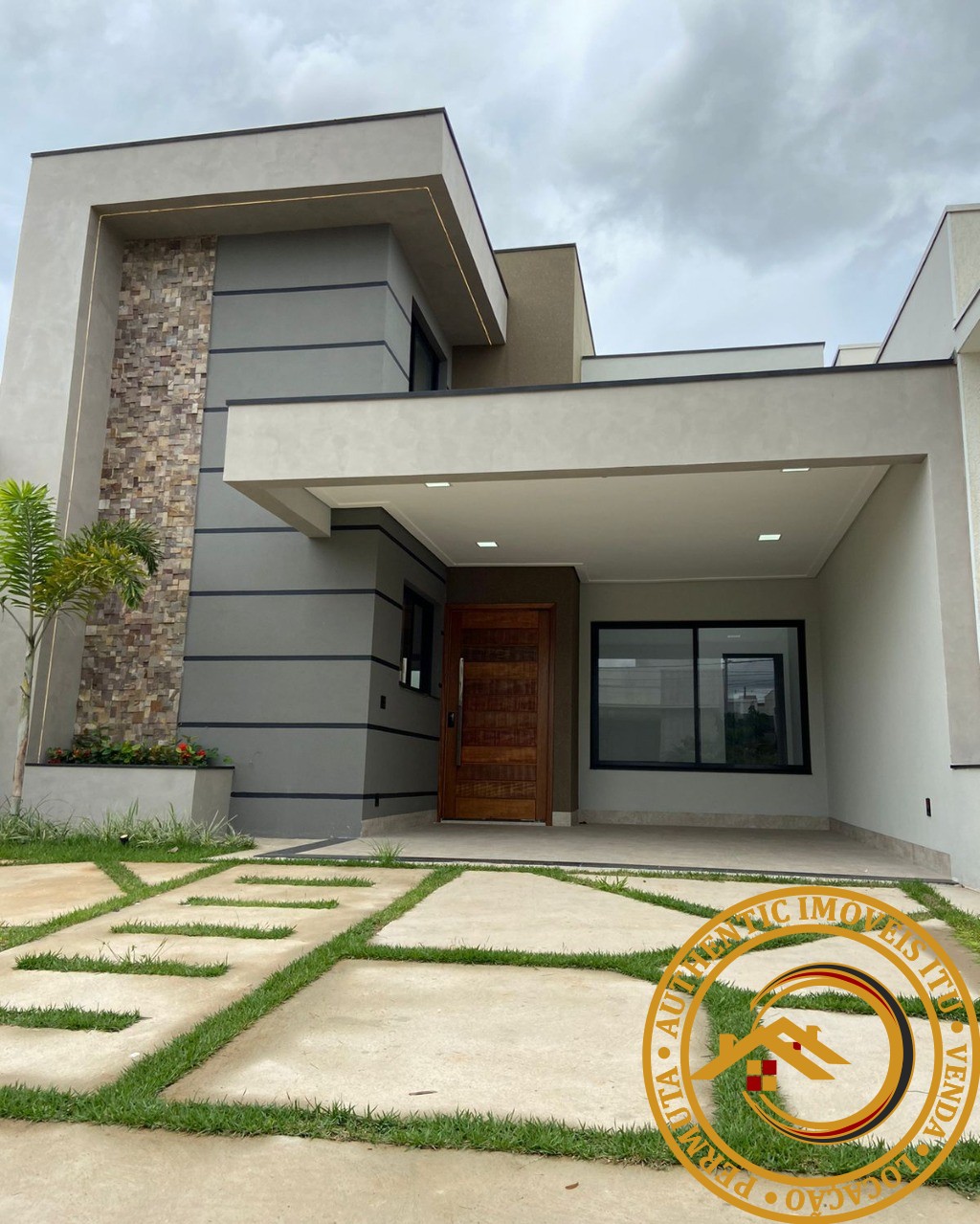 CASA RESIDENCIAL em SALTO - SP, VILLAGE MOUTONNÉE
