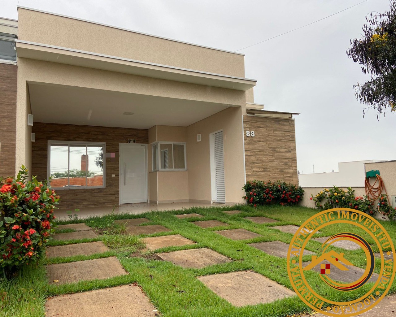 CASA RESIDENCIAL em SALTO - SP, VILLAGE MOUTONNÉE