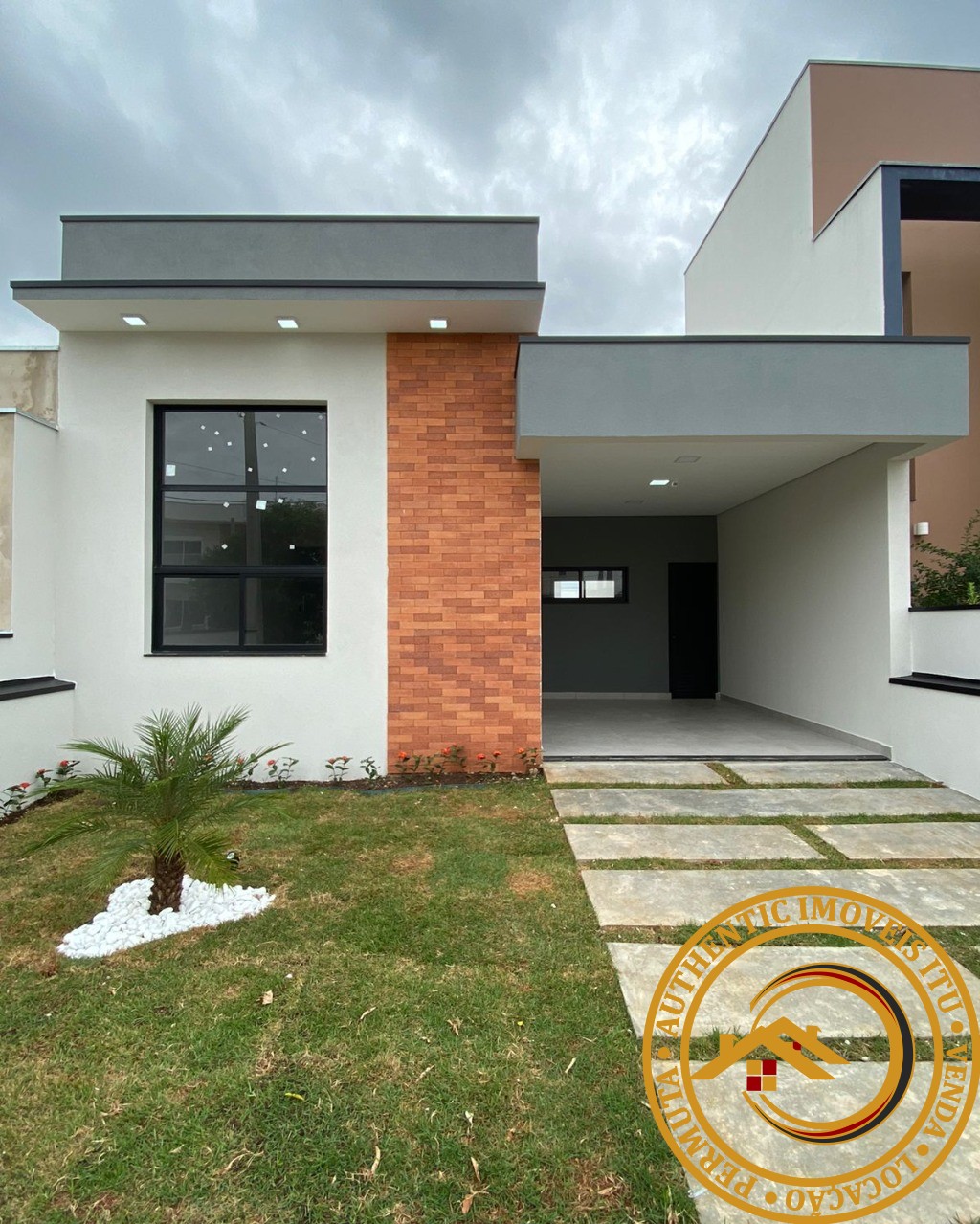 CASA RESIDENCIAL em SALTO - SP, JARDIM GUARUJÁ
