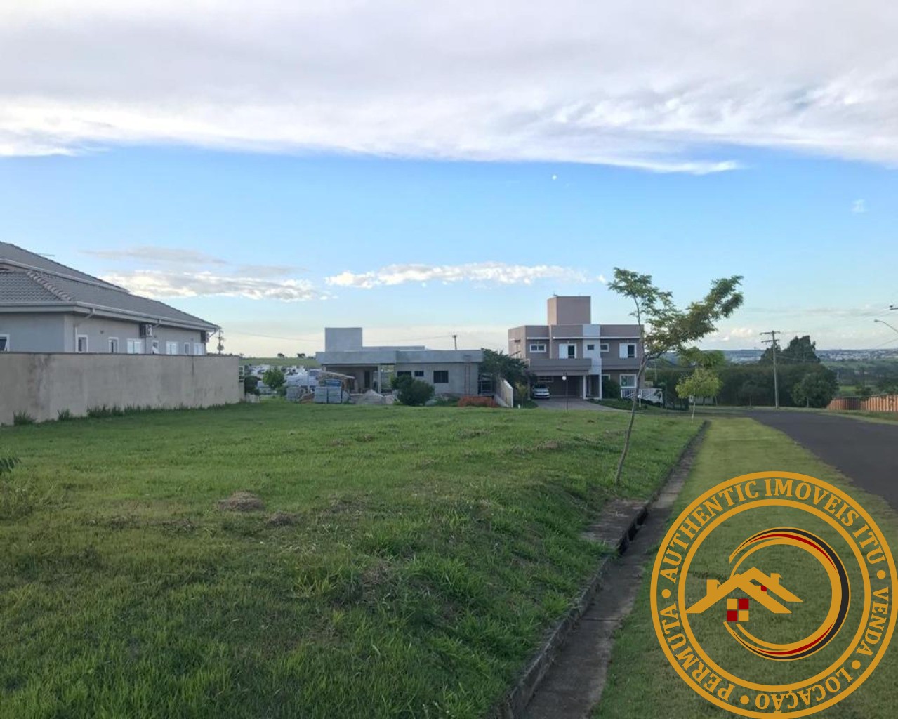 TERRENO RESIDENCIAL em SALTO - SP, ITAPECERICA