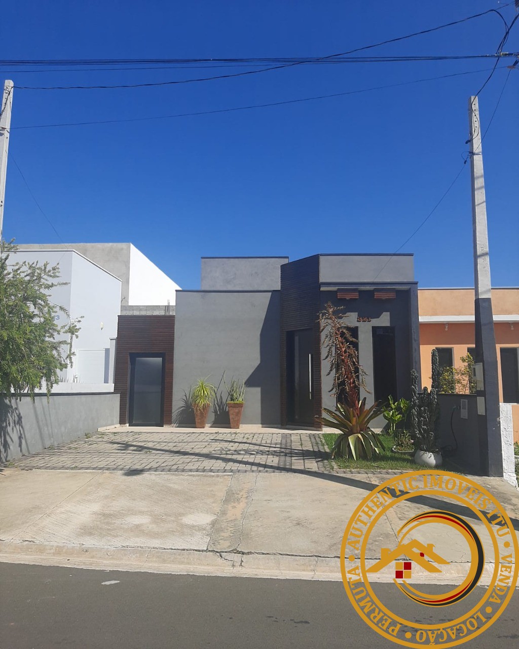CASA RESIDENCIAL em SALTO - SP, JARDIM GUARUJÁ